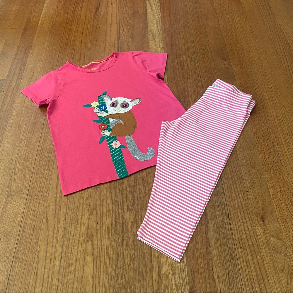Mini Boden Pink Top and leggings Set with Lemur Applique
